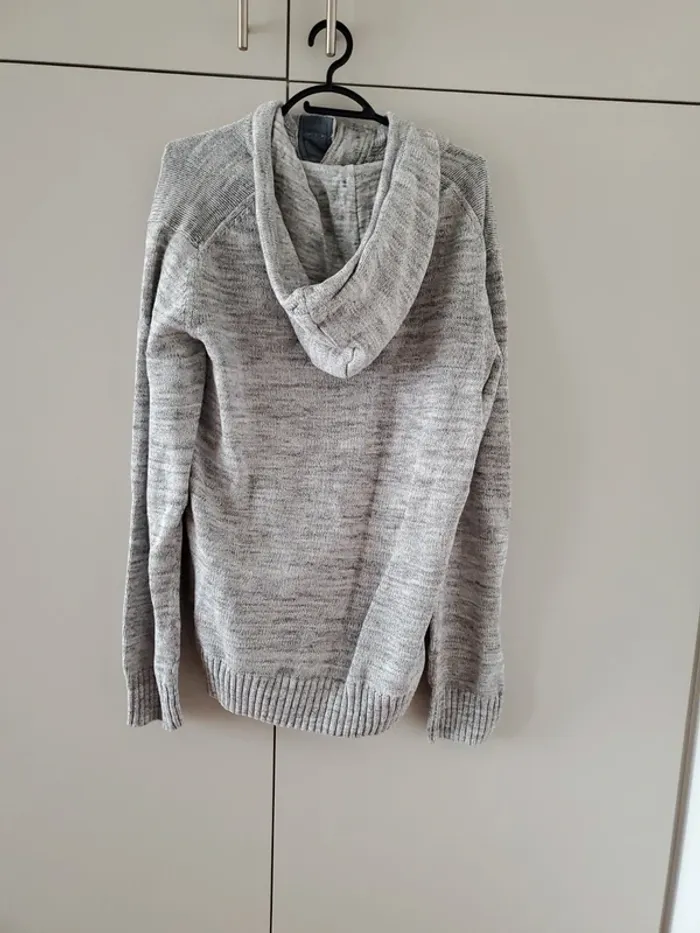 Pull à capuche - photo numéro 2