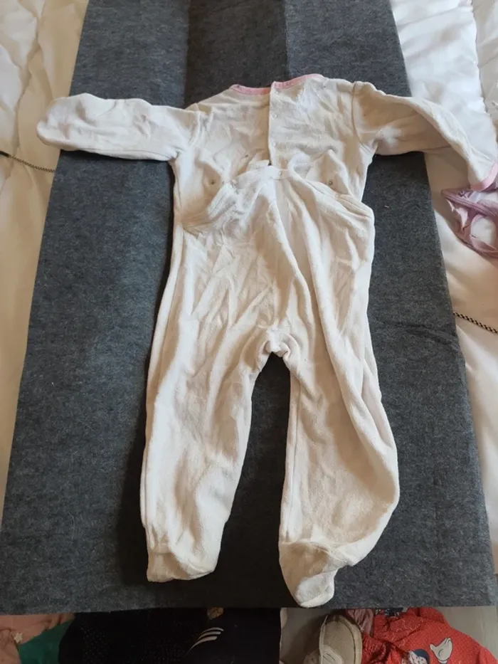 Pyjama 24mois - photo numéro 4