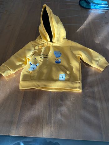 Sweat bébé garçon.