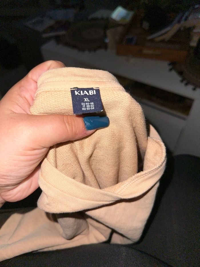 TEE shirt 46/48 - photo numéro 3