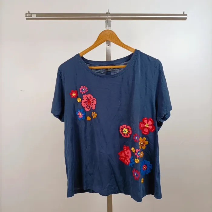 Vetement femme 6 t-shirts femme T. L – Revendeur Desigual, Camaïeu, BPC, Ze Hippie, Inextenso LOT005 - photo numéro 11