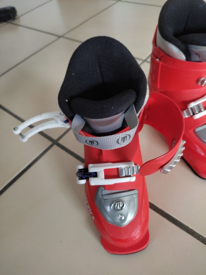 Chaussures de ski enfant tecnica 16,5 (26-27) comme neuves - photo numéro 4