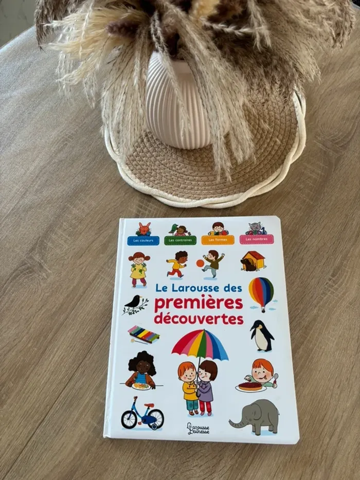 Le Larousse des premières découvertes