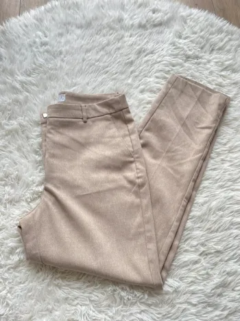 Pantalon classe Mango