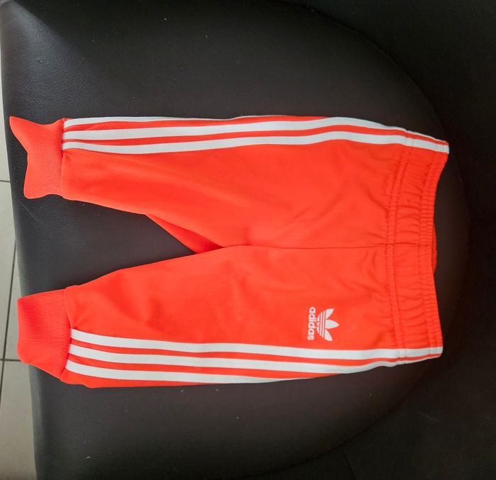 Ensemble Adidas 6-9 mois - photo numéro 3