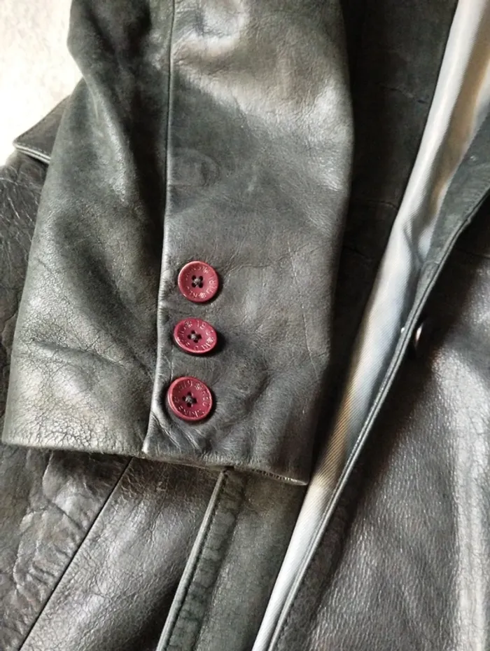 Veste en cuir - photo numéro 3