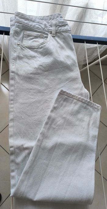 Jean blanc Bershka 42