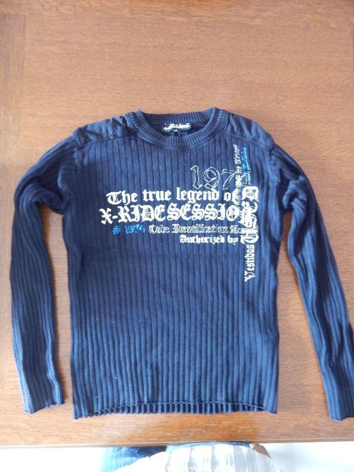 Pull noir garçon 10 ans