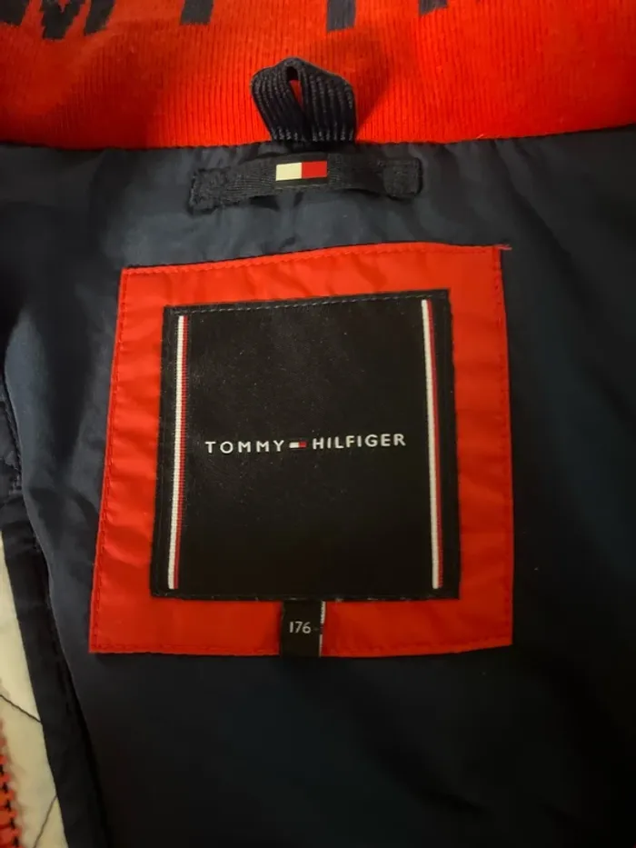 Doudoune sans manches rouge Tommy Hilfiger taille S - photo numéro 6