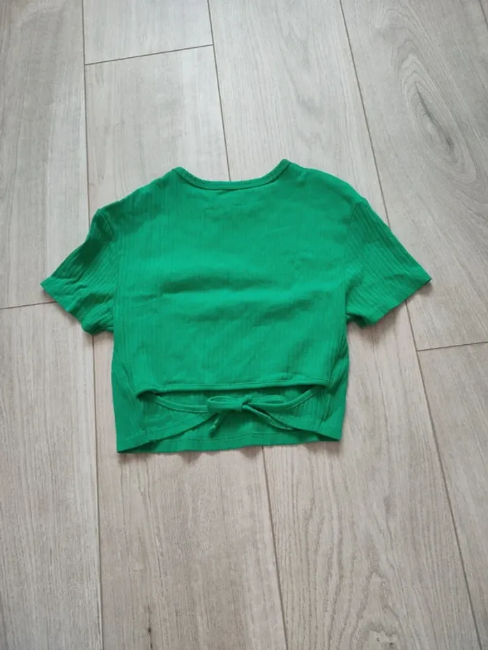 T-shirt vert - photo numéro 2