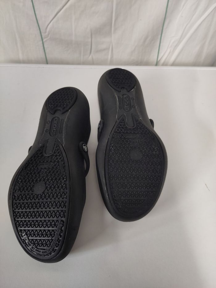 Crocs
Modèle "Alice work" W7 = 37 / 38 - photo numéro 5
