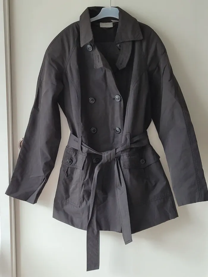 Trench coat noir, taille 40.