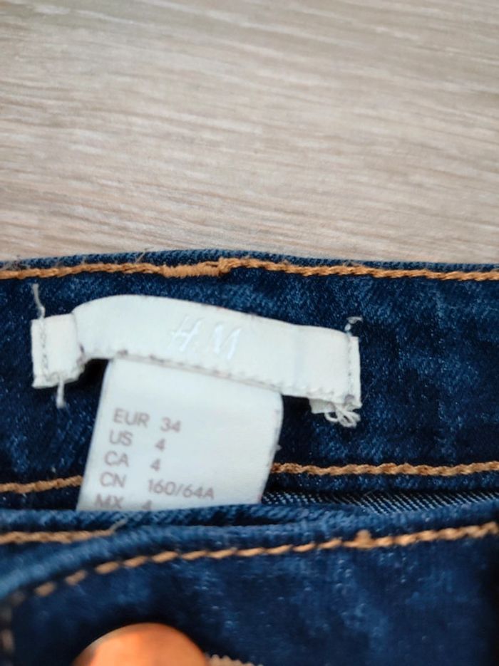 Short H&M taille 34 - photo numéro 3