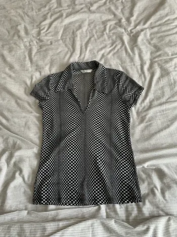 Tee-shirt transparent