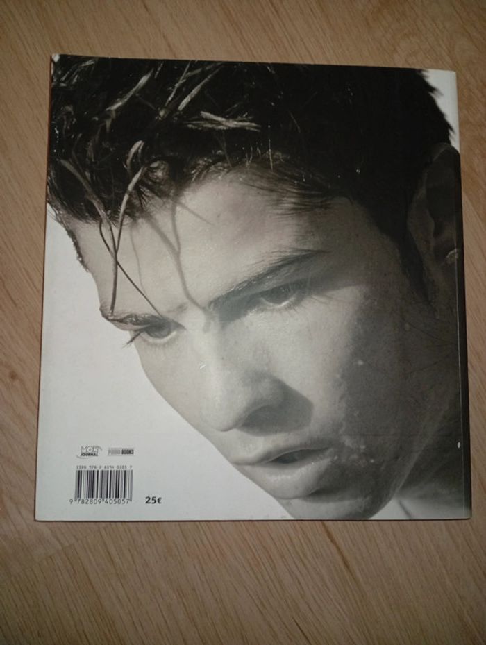 Livre "moments Cristiano Ronaldo" - photo numéro 2