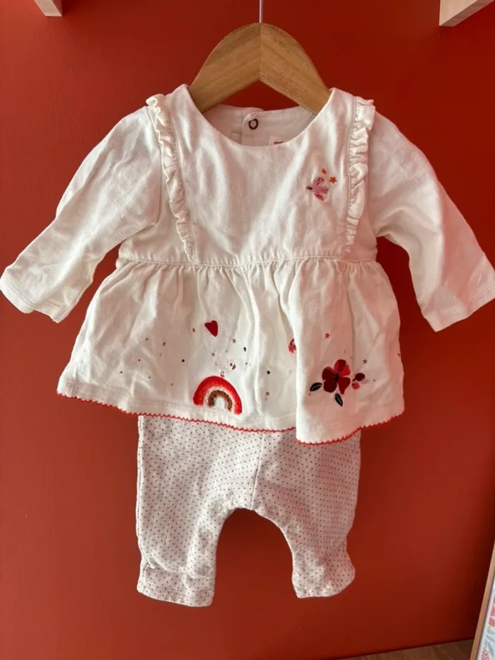 Ensemble catimini bébé fille taille 9 mois - photo numéro 2