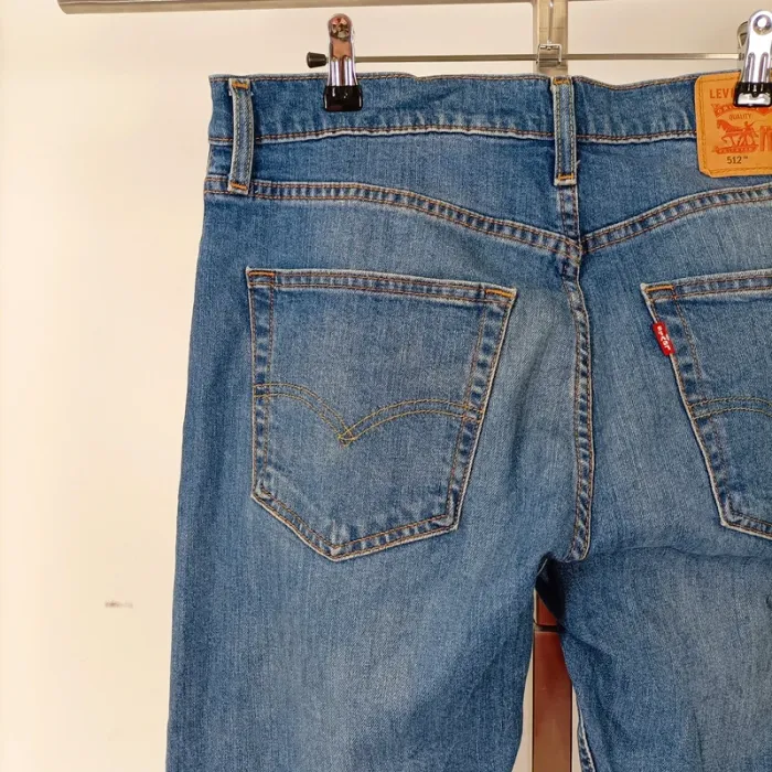 Jean Levi's 512 Slim Taper - Taille W33 L32 - Délavage bleu moyen A595 - photo numéro 9