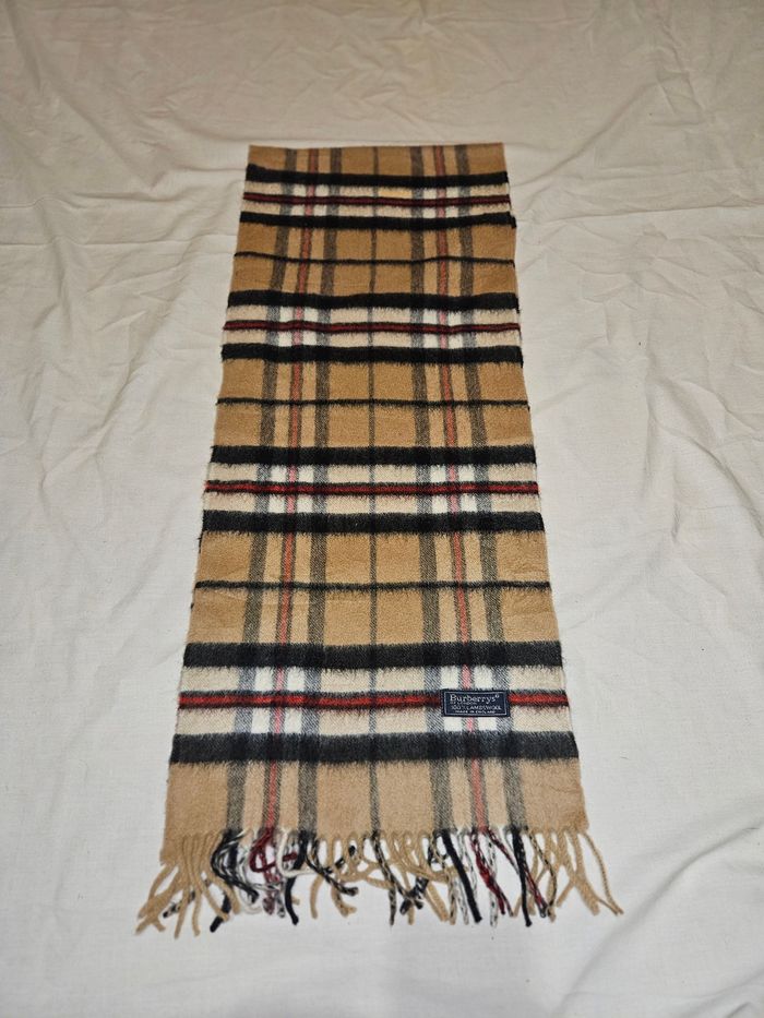 Écharpe burberry - photo numéro 3