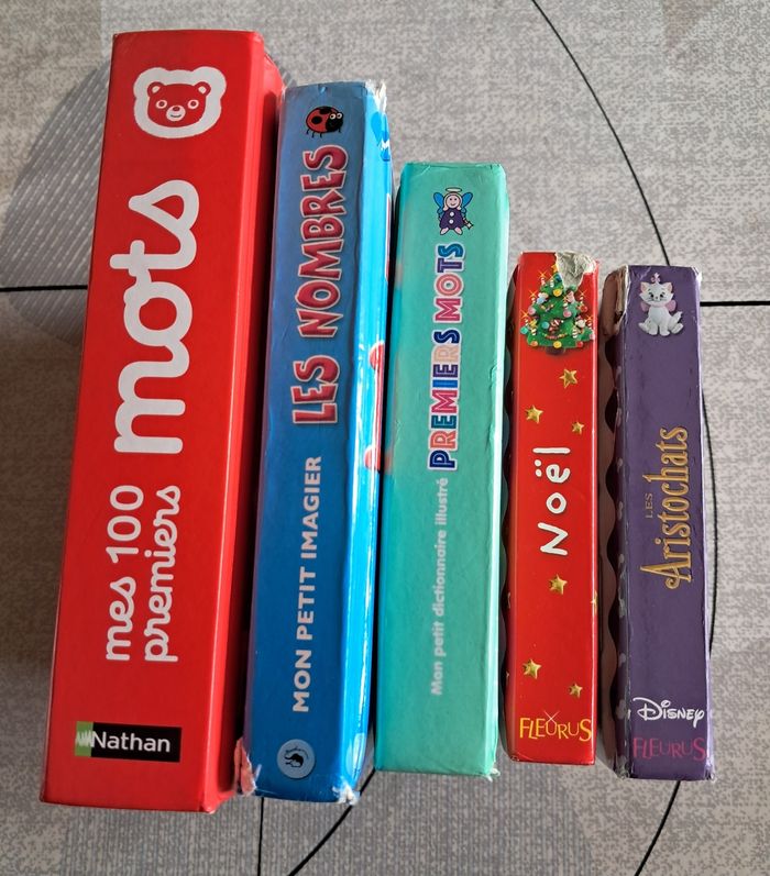 Lot 5 livres pour bébés - photo numéro 3