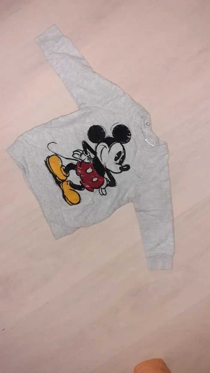 Sweat Disney Mickey - photo numéro 2