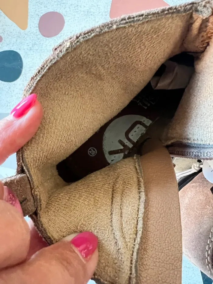 Jolies Boots en croûte de cuir Okaïdi neuves 29 - photo numéro 5