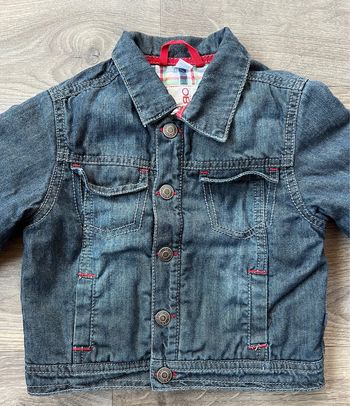 Très belle veste en jean intérieur molletonné taille 18 mois Obaïbi