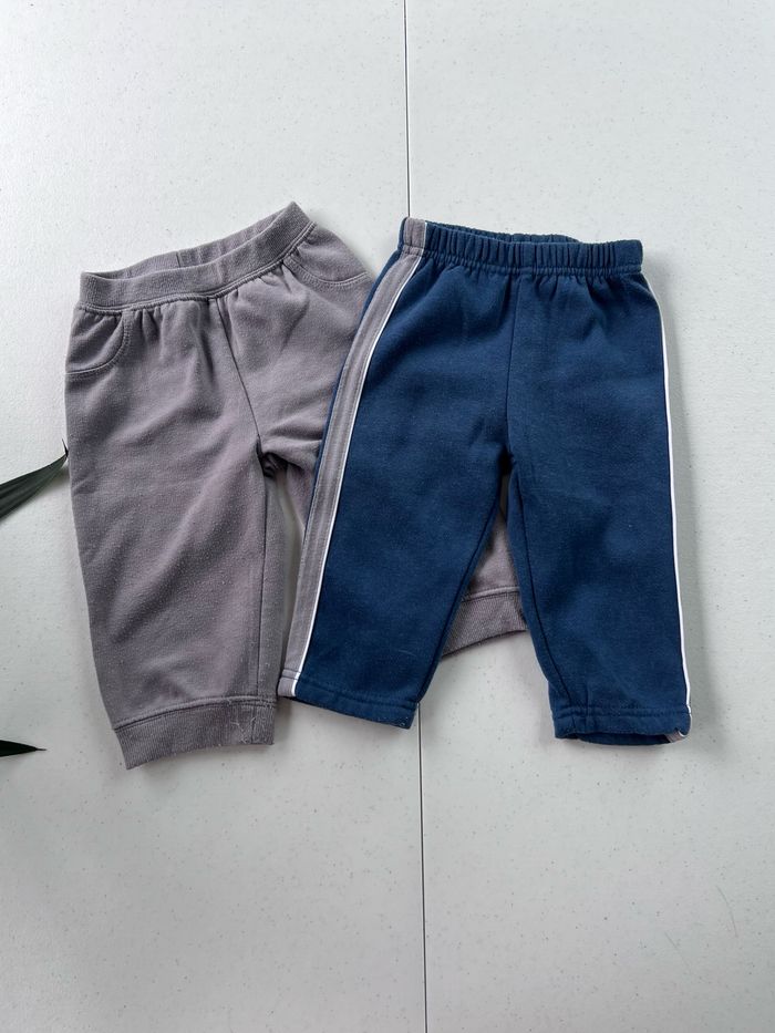 Lot 2 pantalons jogging  molletonné Mini gang  Taille 12 mois   Très bon état
