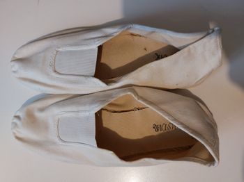 chaussons rythmique ou danse blanc 42