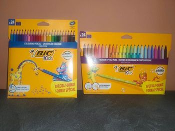 Feutres et crayons de couleurs