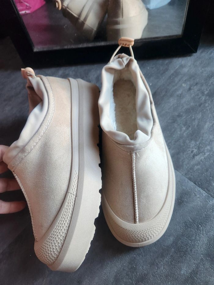 Chaussures style u.. - photo numéro 2