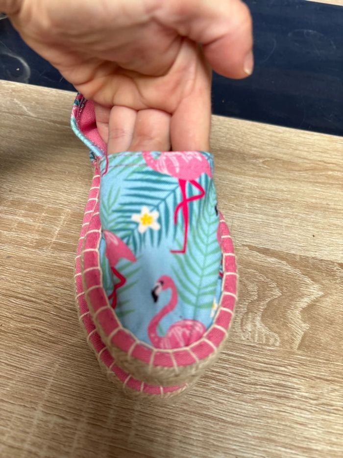 Espadrilles pointure 30 flamant rose NEUVE - photo numéro 2