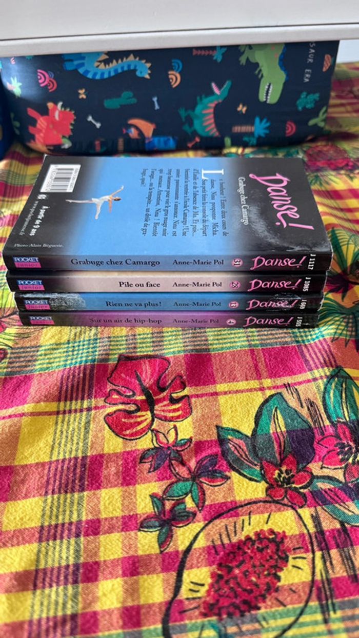 Lot de 4 livres Danse ! - Anne-Marie Pol - Collection Pocket Junior - photo numéro 2