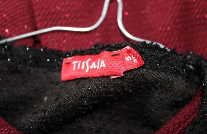 👗Robe Bordeaux Pailletée Tissaia - Taille 5 ans👗 - photo numéro 3