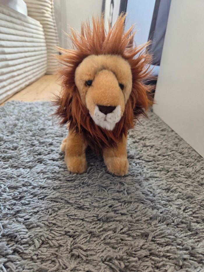Peluche lion