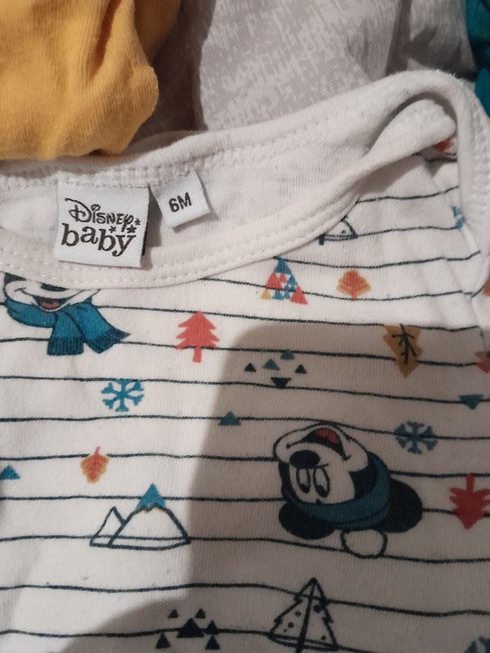 Lots de bodys - photo numéro 4