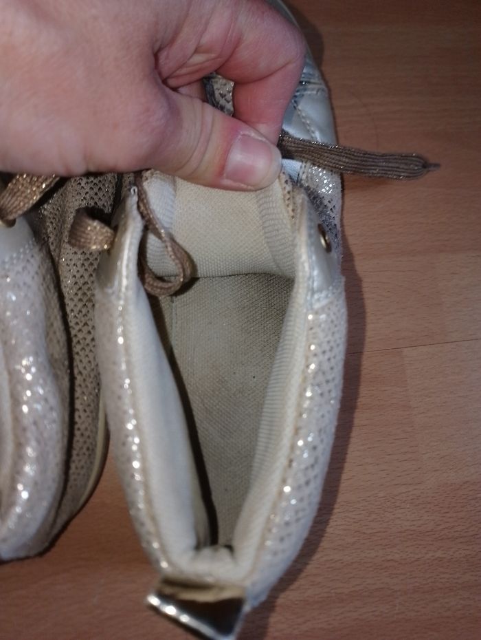 Chaussure couleur or brillante P.36 - photo numéro 6