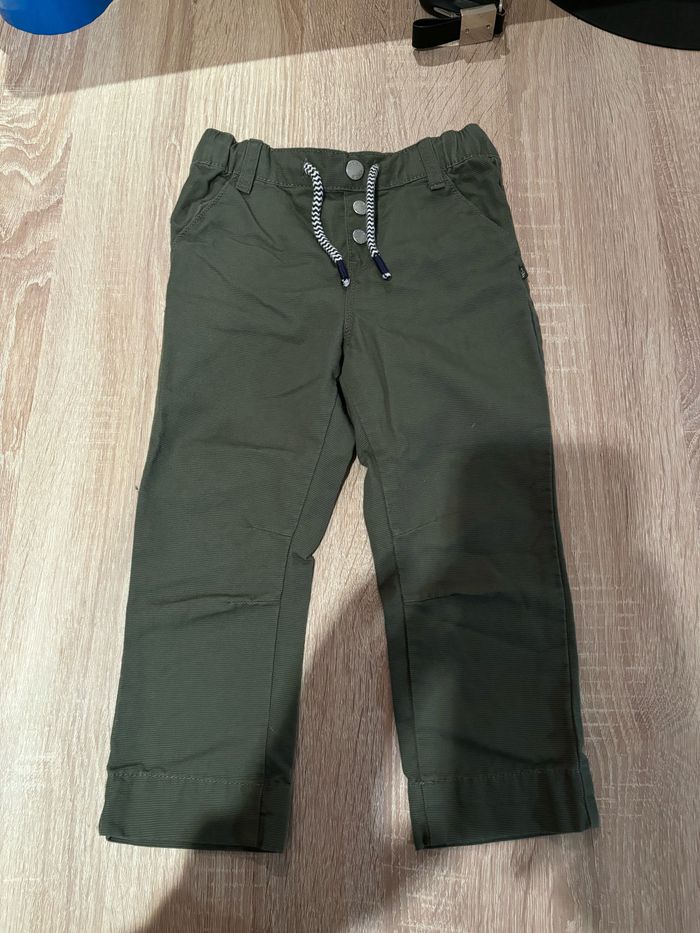pantalon kaki