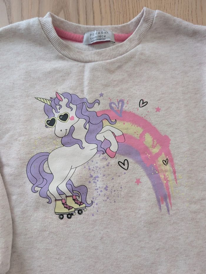 Sweat licorne Primark - photo numéro 2