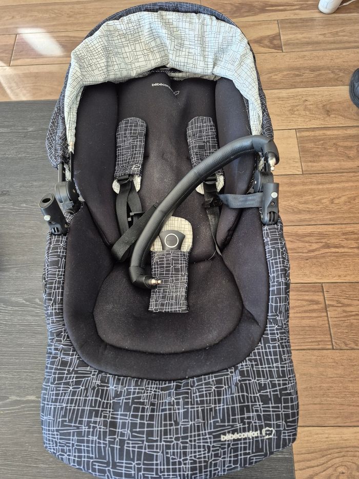 Siège poussette mya  bébé confort