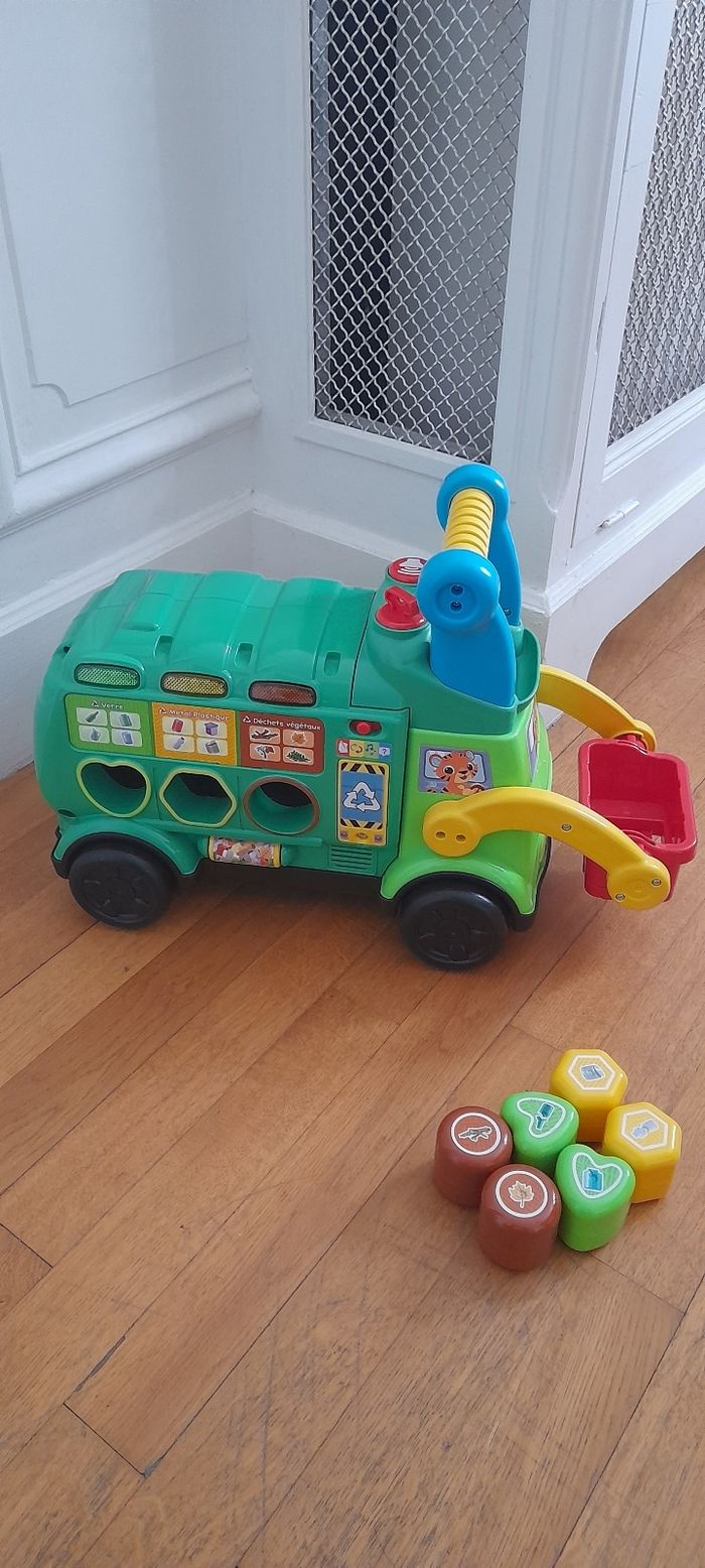 Camion porteur interactif - photo numéro 3