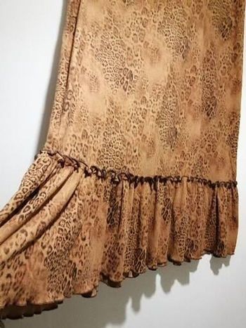 Jupe Vintage longue à volant imprimé léopard. Taille 48 /50.