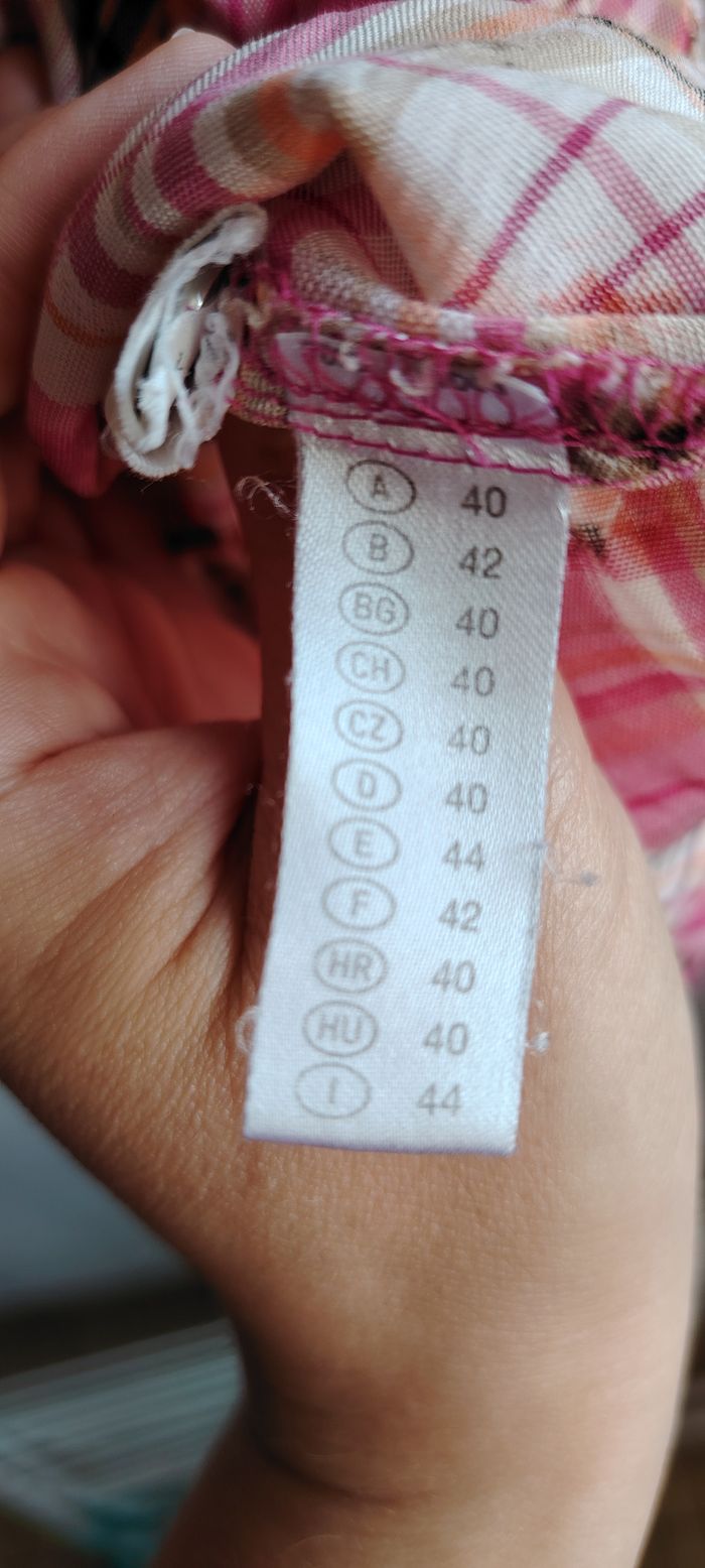 Chemise à carreaux et fleurs – C&A (Canda) - photo numéro 3