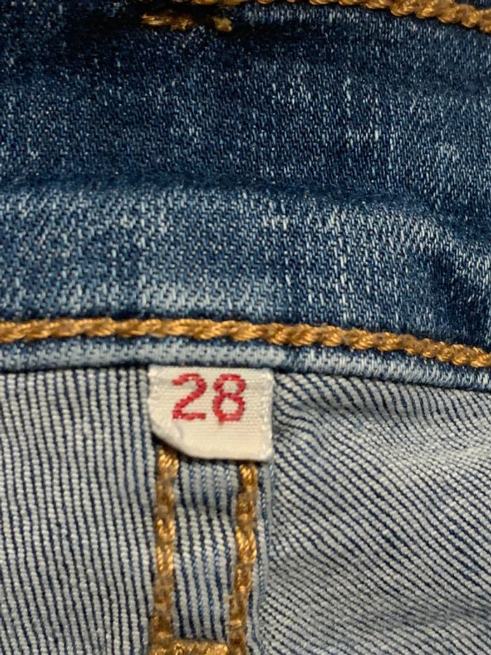 Magnifique jean’s Levi’s femme - photo numéro 5