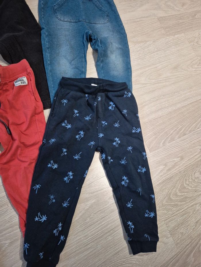 Lot pantalons joggings 3 ans - photo numéro 4