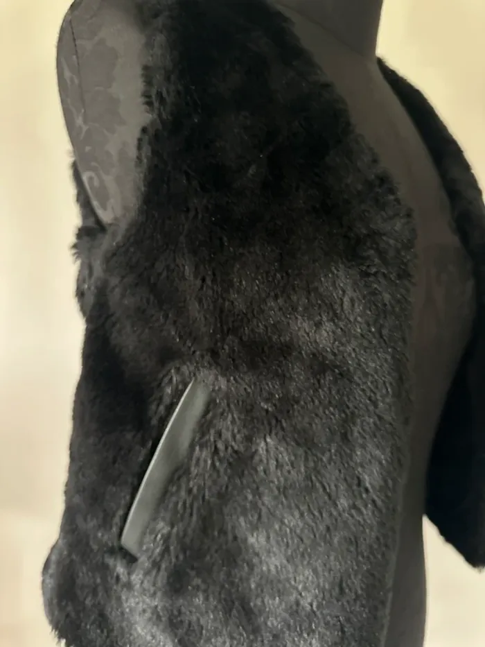 Gilet sans manches noir - photo numéro 2