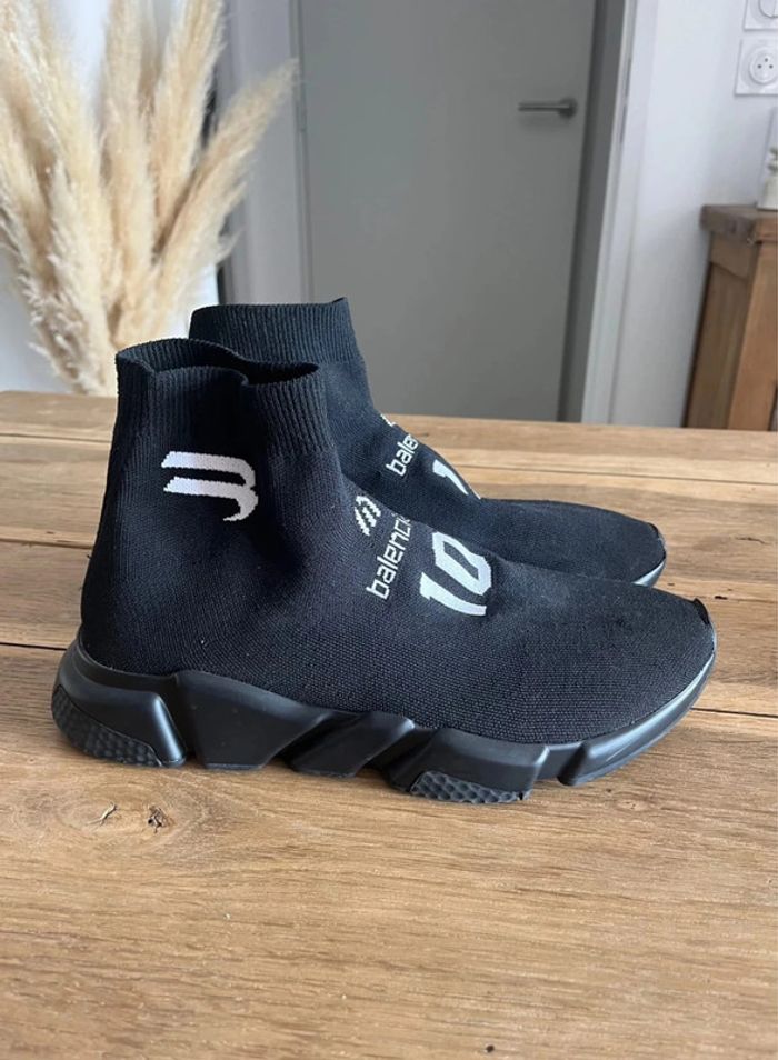 Balenciaga Speed 10 noires et blanches