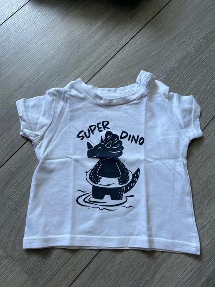 Lot de 4 tee shirt - photo numéro 3