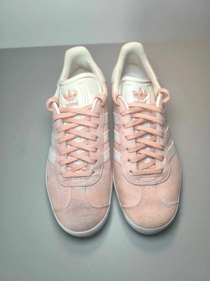 Gazelle rose pointure 38 peu portées sans boîte - photo numéro 5