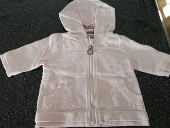 Veste vert baudet 1 mois