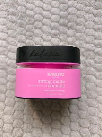 Gel/pommade de fixation cheveux